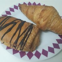Pain au chocolat aka. napolitana + croissant at La Barra Dulce in Madrid