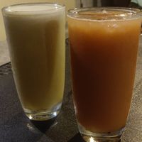 Jugo de Pina y jugo de cereza at Bambu in Santo Domingo