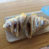 Apple cinnamon at O Melhor Croissant da Minha Rua - Sesimbra in Sesimbra