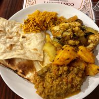 vegane Speisen am Buffet klar ausgeschildert  at Continent in Karlsruhe