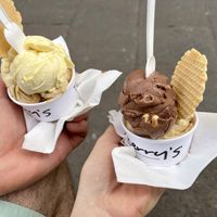 left: Maracuyá & Snickers, right: Ferrero Rocher & Turrón  at Berry's - Charco in Tenerife