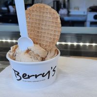 Snickers vegan at Berry's - Charco in Tenerife