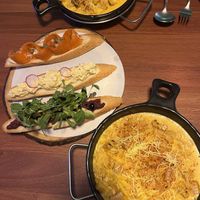 Open sandwich and Mac and cheese  at Avec in Jeju