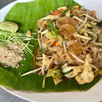 Veg pad Thai   at Saman Islam in Bangkok