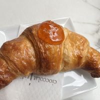 Vegan apricot cornetto  at Cioccolatitaliani in Milan