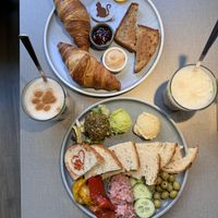 Fellnasen-Frühstück für 2  at Katzentempel - Hamburg in Hamburg