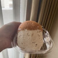 The cream sandwich   at Te Cor Gentil テコールジャンティー in Tokyo