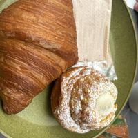 Plain croissant and custard cream briochee  at Te Cor Gentil テコールジャンティー in Tokyo