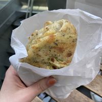 Pizza bread  at Te Cor Gentil テコールジャンティー in Tokyo