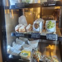 Some refrigerated goods were also available at Te Cor Gentil テコールジャンティー in Tokyo