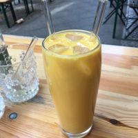 Mango Lassi (vegan)   at tschüüüsch - Vriends & Cosy Comfort Food in Berlin