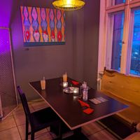 Inside of Tschüüüsch at tschüüüsch - Vriends & Cosy Comfort Food in Berlin