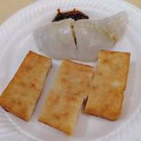 Soon kuey and carrot cake at Rong Yuan Food Stall 融圆 in North Singapore