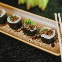 Vegan Hossomaki: Hossomaki stuffed/covered with mushroom mix (shitaki and shimeji), tarê and chives. at Makê Sushi Pub in Natal