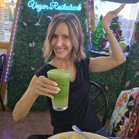 Mango salad and green goddess juice at Lotus Vegan Restaurant in Pinellas Park
