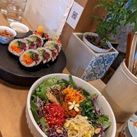 Bibimbap and kimbap at TU CASA -Zero waste & Plant based- in Kyoto