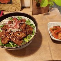 BBQ bowl and kimchi at TU CASA -Zero waste & Plant based- in Kyoto