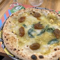 Pistacchi e fichi   at Capperi che Pizza in Milan