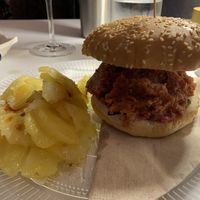 hamburguesa vegana #Veganuary at El Refugio in Guadix