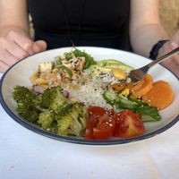 Poke bowl   at El Refugio in Guadix