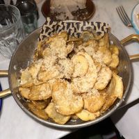 truffle chips w/ vegan pecorino   at Caciara in Milan