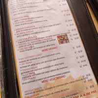 Menu del dia with 5 vegan options of curry at Paulinos Indian Cuisine in Huaraz