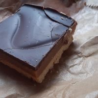 Chocolate caramel shortbread (vg) at Heal - Coffee, Lifestyle & Gifting in Harrogate