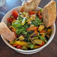 Großer Beilagensalat at El Café  in Oberasbach