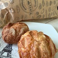 Artisanal vegan rolls  at Kachi Tanta - Galápagos in Puerto Baquerizo Moreno