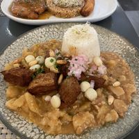 Carapulcra con chicharrones   at Los Andenes Vegan - Puerta de Toledo in Madrid