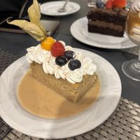 Torta de tres leches  at Los Andenes Vegan - Puerta de Toledo in Madrid