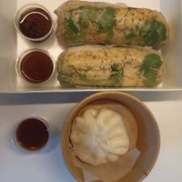 Rice paper rolls and bums at Knees to Chin in Louvain-la-neuve