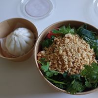 New udon salad at Knees to Chin in Louvain-la-neuve