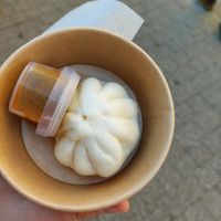  at Knees to Chin in Louvain-la-neuve