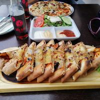 Vöner Pide inkl. Salad und Dips at Il Vegano in Aachen