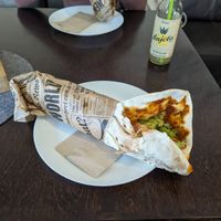 Lahmacun mit Vöner at Il Vegano in Aachen