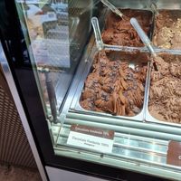 Vegan cream flavours at Artico in Milan