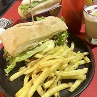   at Fuente Rica Rica - Plaza Ñunoa in Santiago