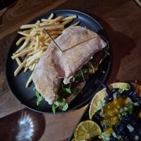  at Fuente Rica Rica - Plaza Ñunoa in Santiago