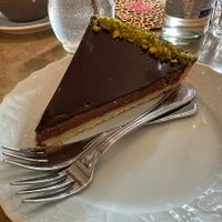 Vegane Schoko Tarte  at Konditorei Opera in Regensburg