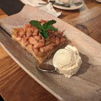 vegan apple pie & vanilla soy ice cream at Den Bosduin in Kalmthout