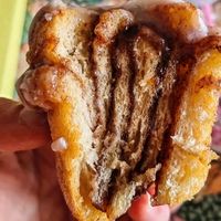 Vegan Cinnamon rolls at Pasticcia Cupcakeria in Salerno