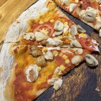 The vegan pizza with no toppings, don’t go here   at Gorgonzola Pizza & Pasta - El Nido in El Nido