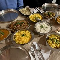 The vegan menu plus some extra dishes  at Indian Palace in Tilburg