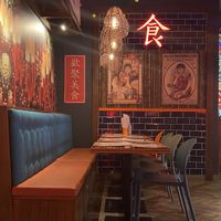 Street vibe  at LANA in Killarney