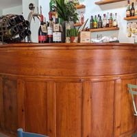 Cool wood on the counter / bar. at O Secreta in Machico