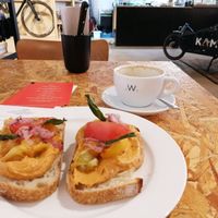 Hummus sandwiches at Kamu Koffiebar in Breda