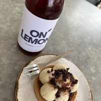 Banana-Caramel-Tartelette and Plum Lemonade   at Moltto Coffee in Riga