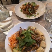 Bowl et pad thaï at Mia'Mi in Lyon