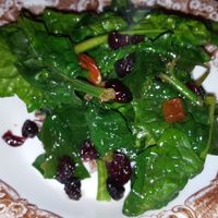  warm spinach with fried fruit and nuts at Terra Ristorante Vegetariano in Caserta